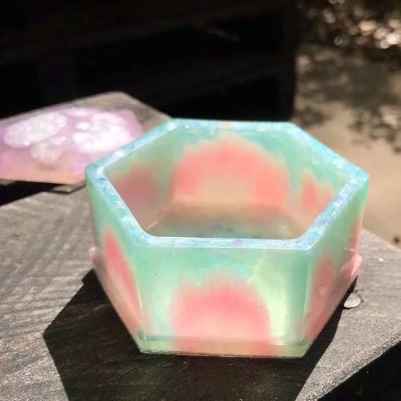 Handmade Sky UV Resin Trinket Box - Picture 11 of 16
